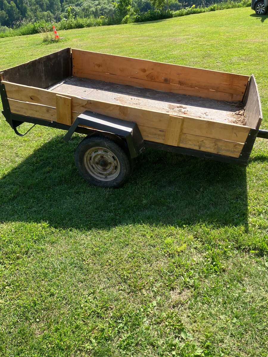Prodám vlek káru za traktor auto