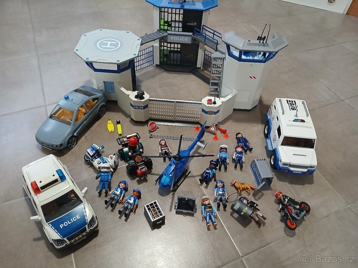 Playmobil Policejní stanice s vězením+2 další policejní sady