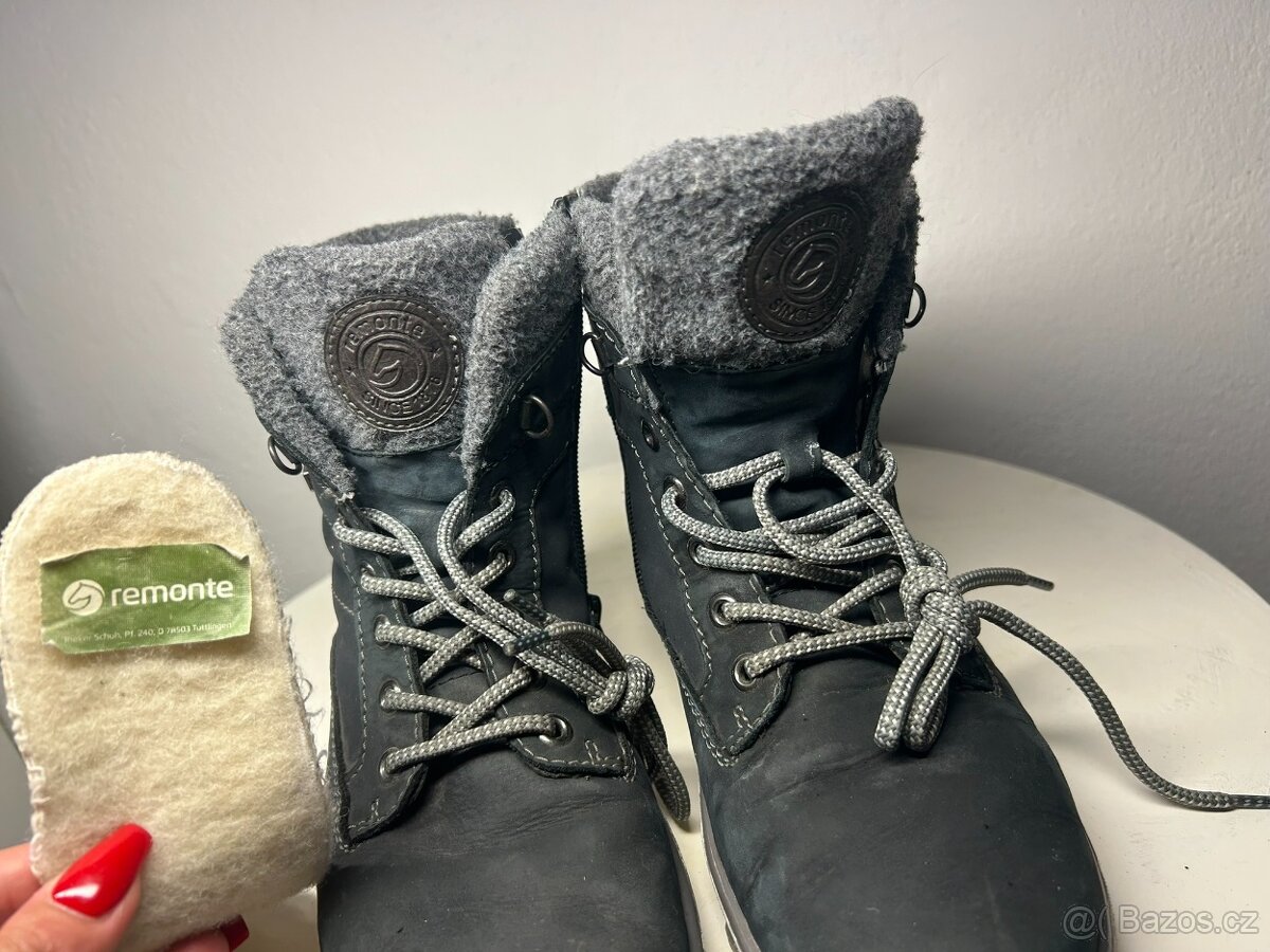 dámské zateplené / zimní boty REMONTE vel. 37