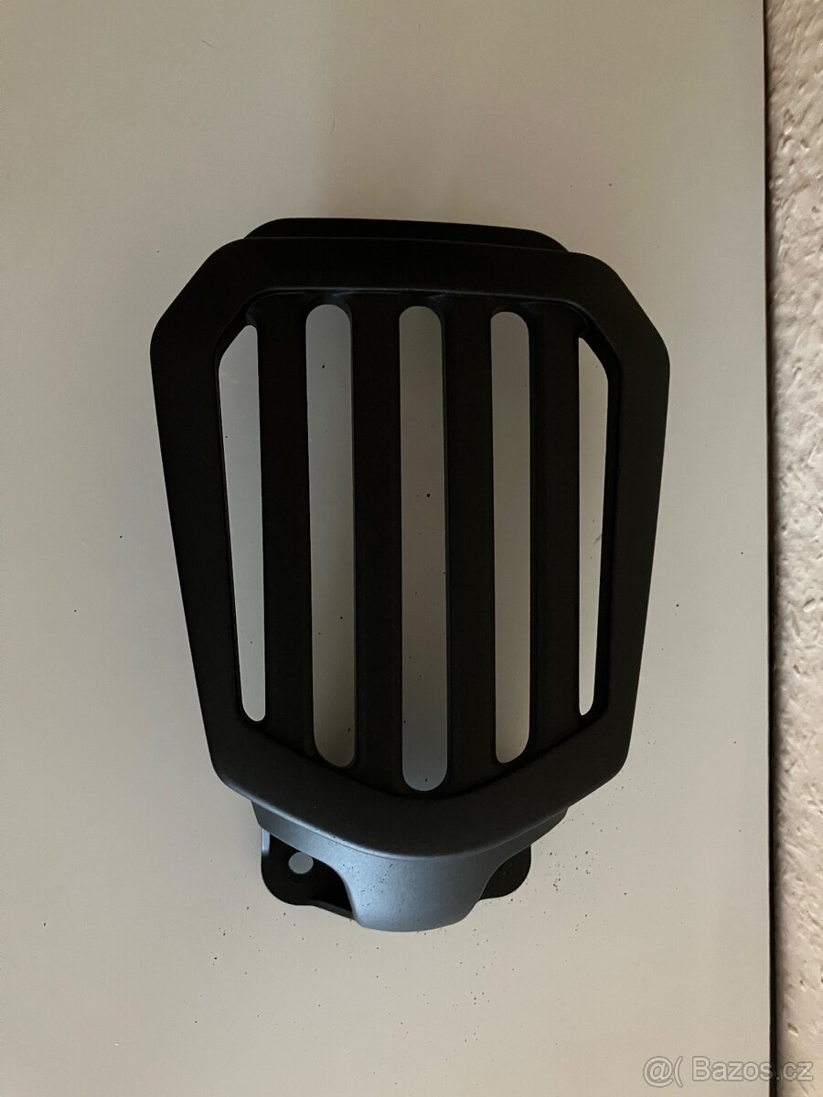 Kryt regulátoru Yamaha XVS 1300 Midnight Star