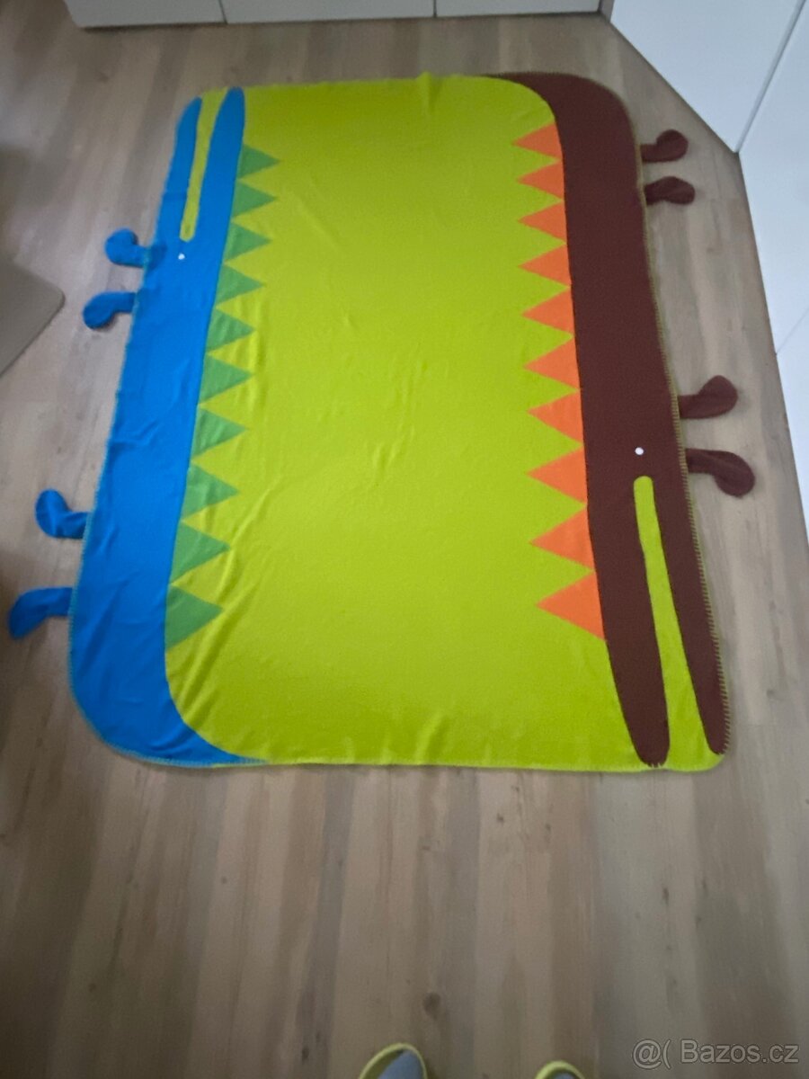 DĚTSKÁ DEKA roz. 180 cm x 120 cm