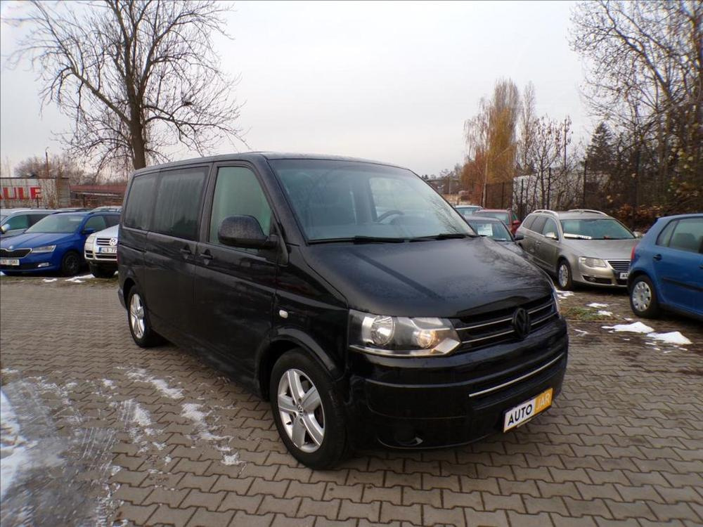 Volkswagen Caravelle 2,0 TDI AUTOMAT,TAŽNÉ ZAŘÍZENÍ