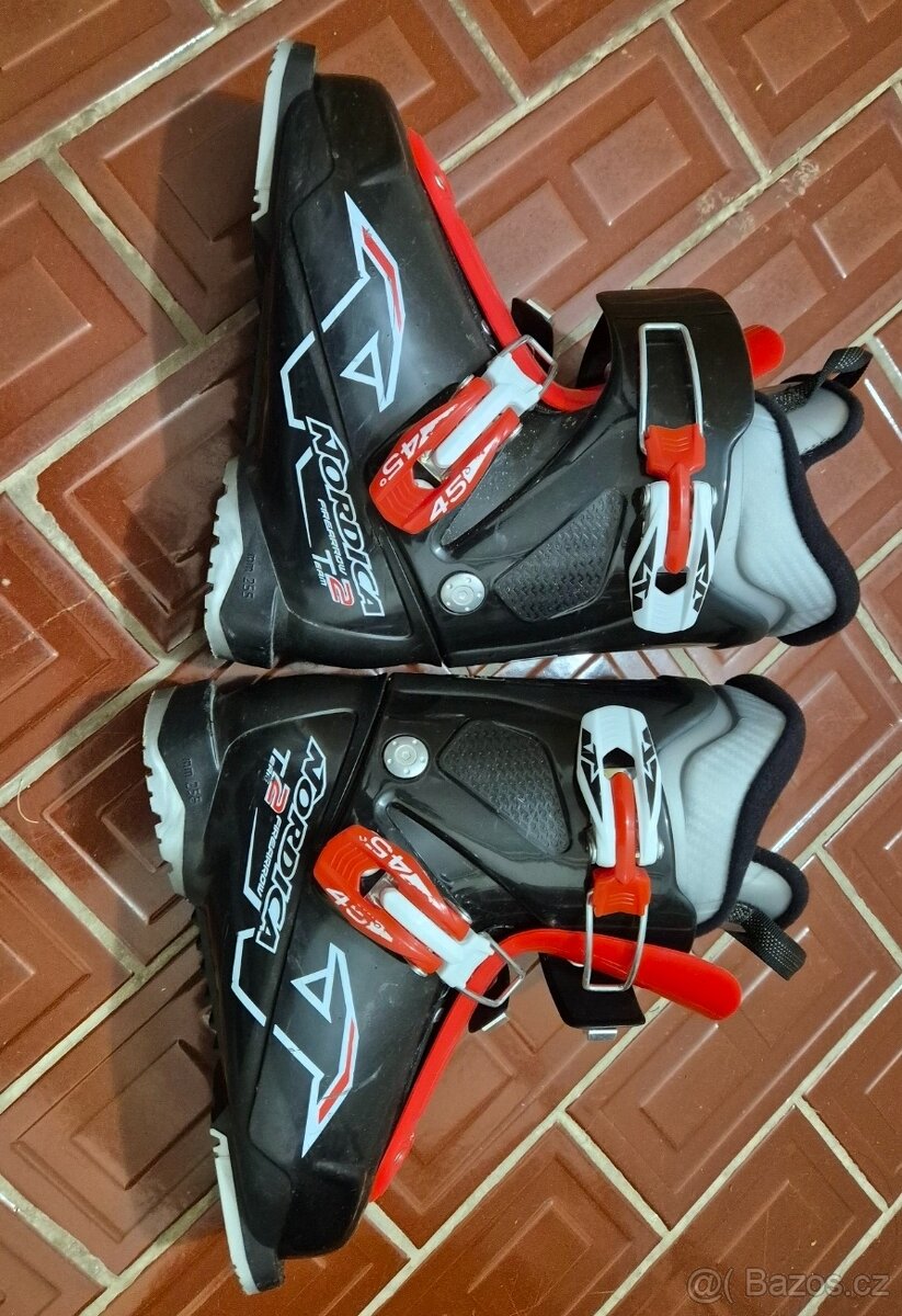 Lyžařské boty velikost 20