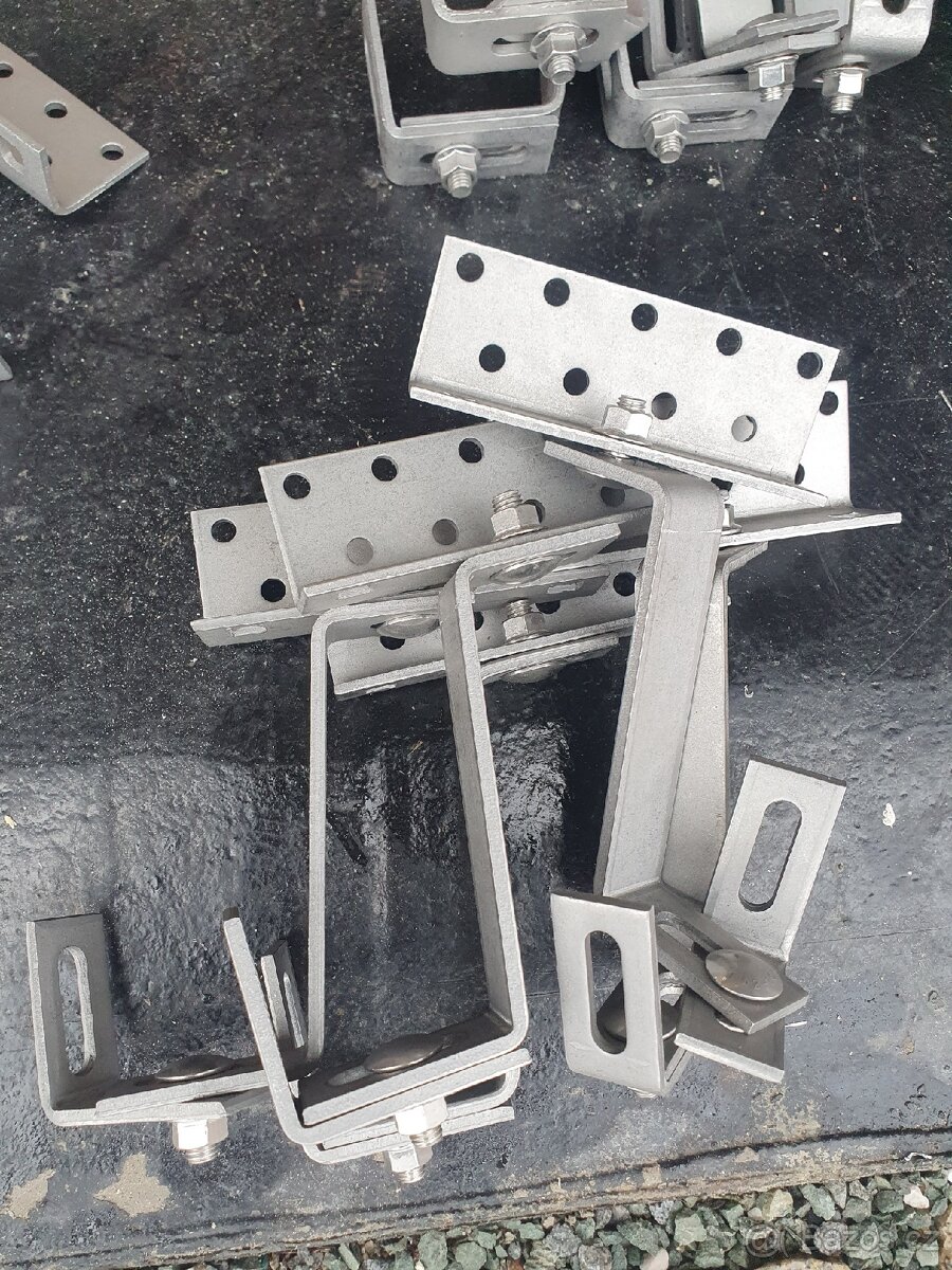 Střešní háky pod tašku pro FVE