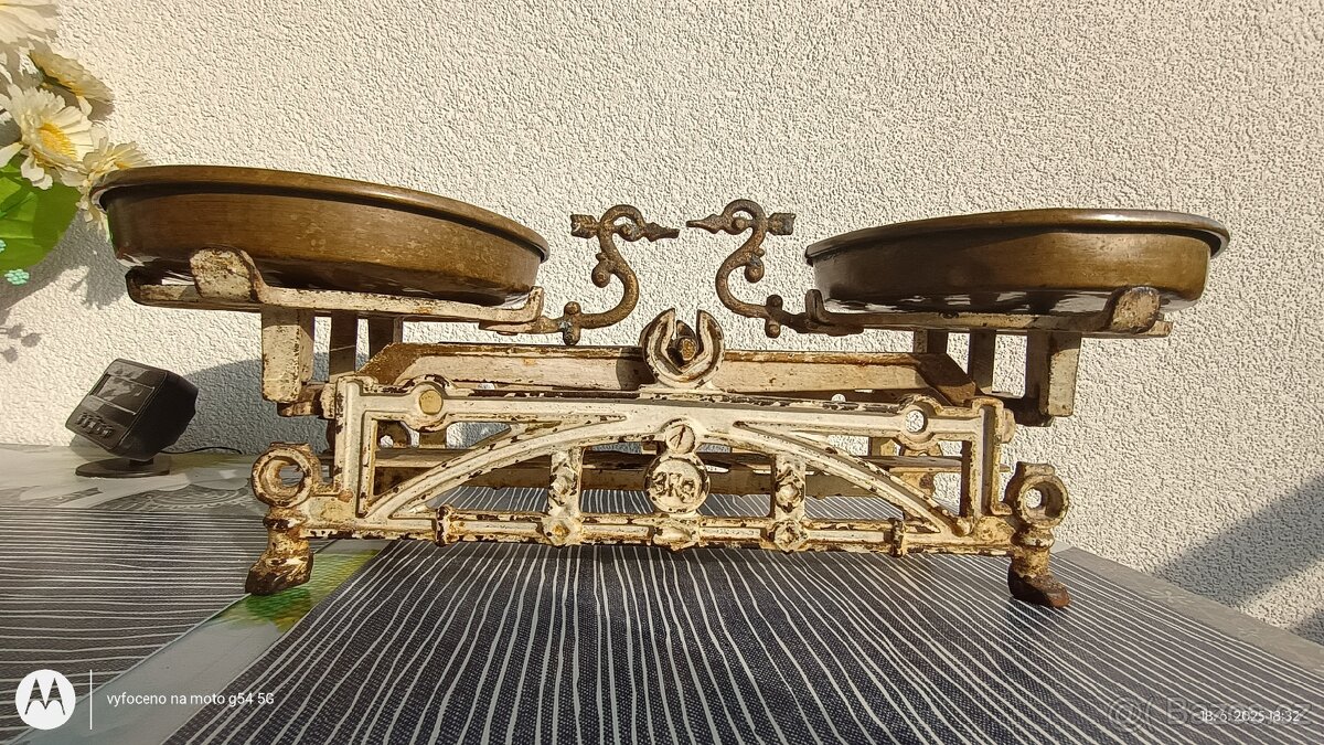 Prodám staré váhy