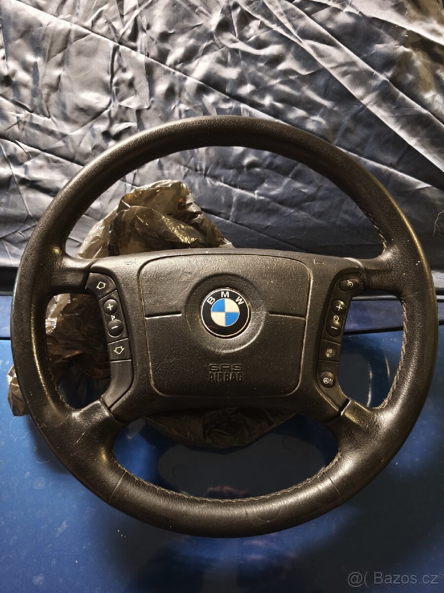 Vyhřívaný volant BMW