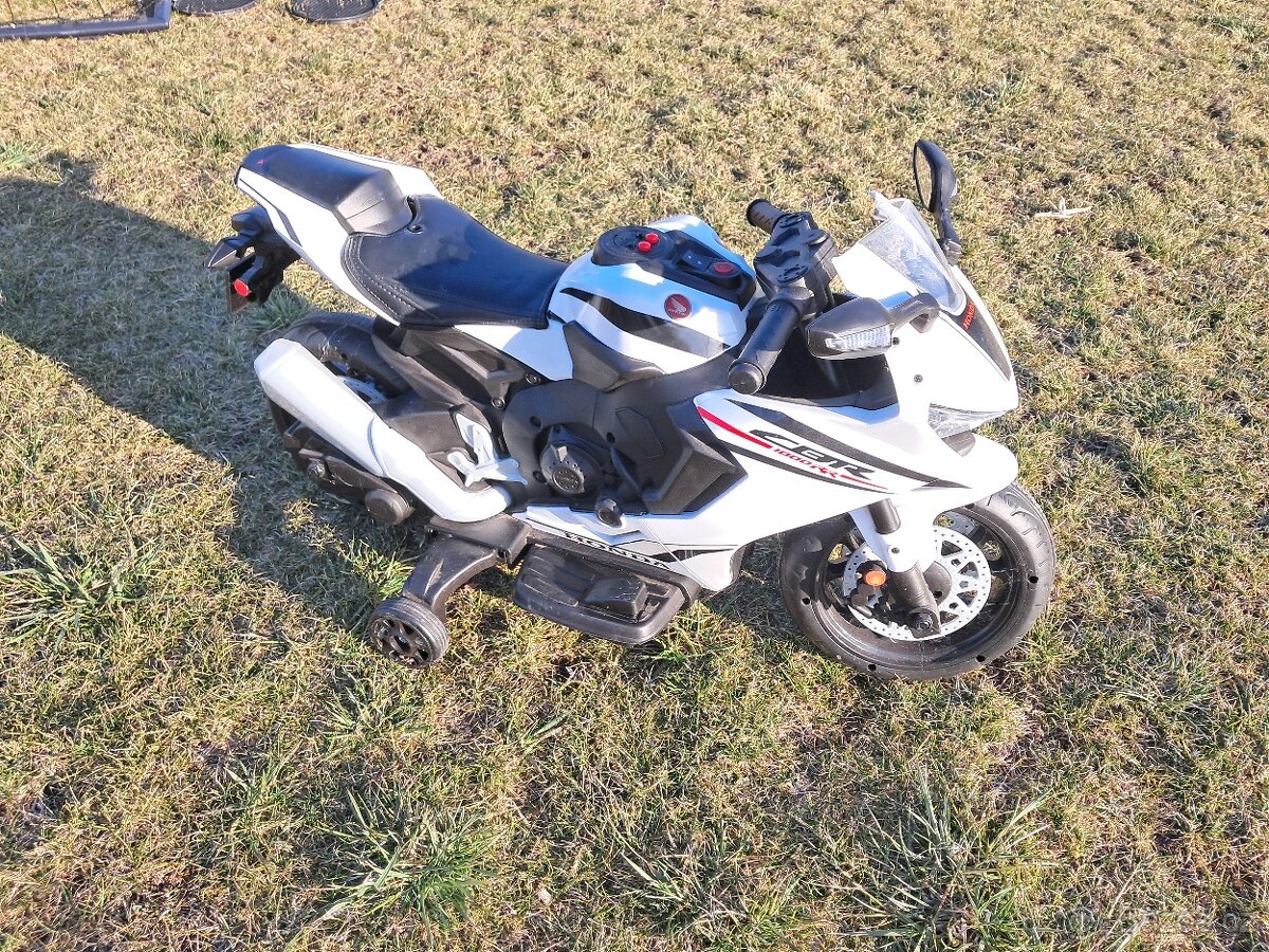 Dětská elektrická motorka