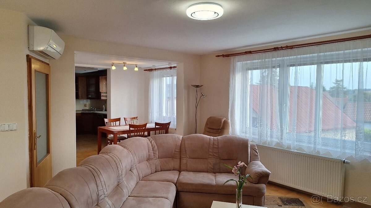 Pronájem bytu u Prahy (85 m2)-přímému zájemci