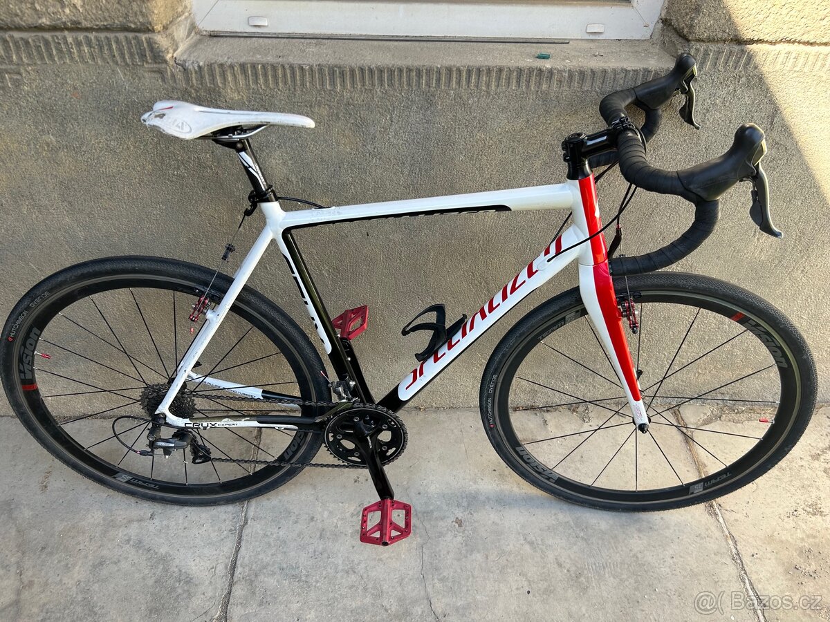 Gravel/cyklokros kolo Specialized Crux Expert