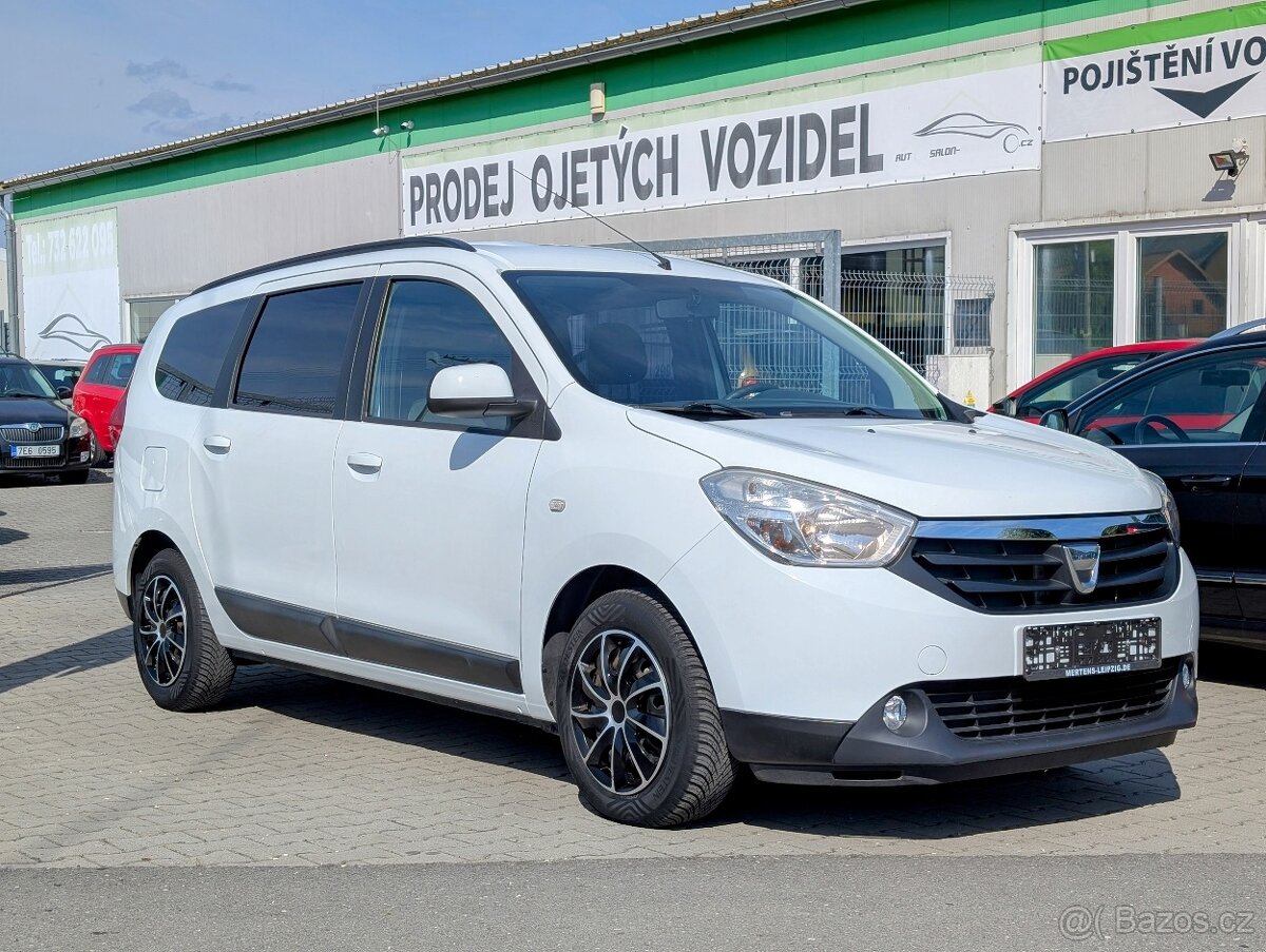 DACIA LODGY 1.6i 61kW 2014 KAMERA TAŽNÉ JEN 135TKM