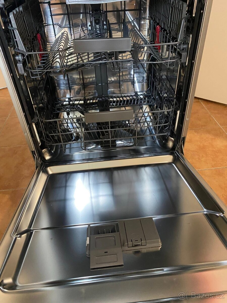 Myčka na nádobí