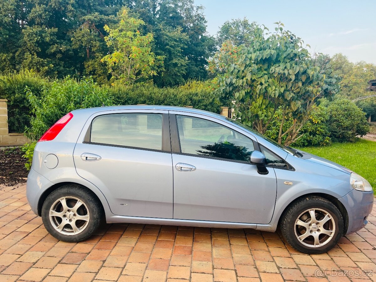Prodej auta - Fiat Grande Punto