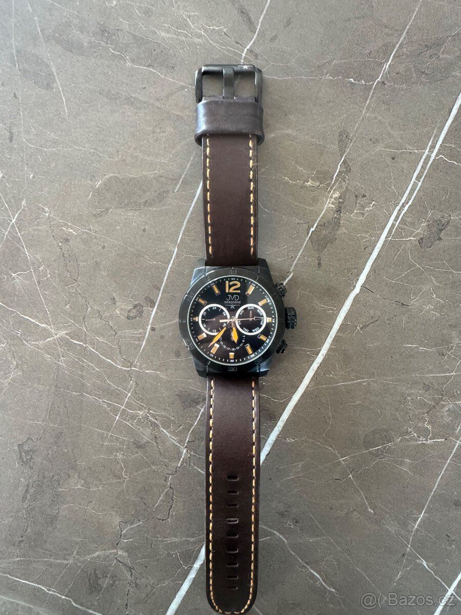 Hodinky JVD