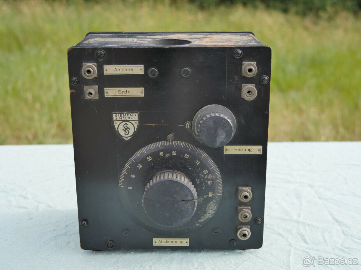 Siemens D-Zug, RF zesilovač Rfv2 z roku 1924 - absolutní vrc