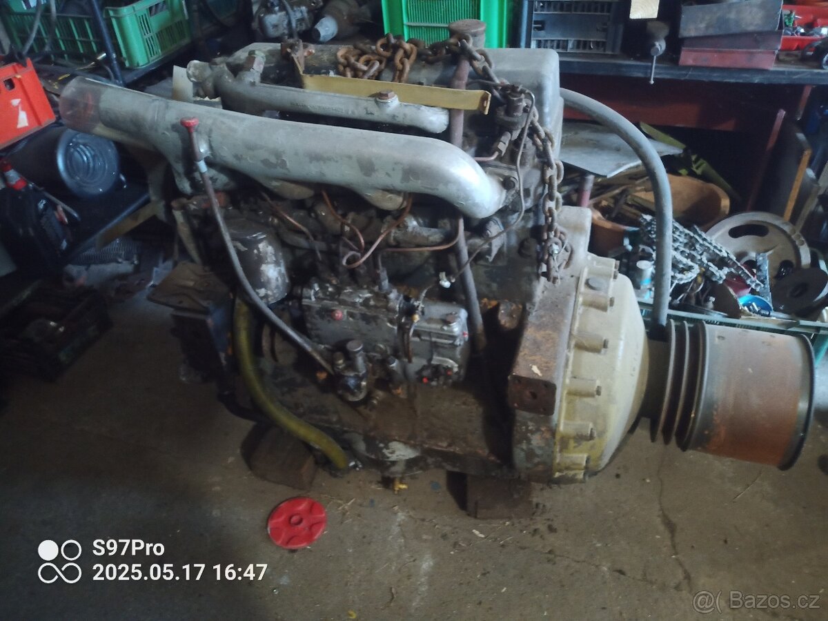 Motor na kombajn E512
