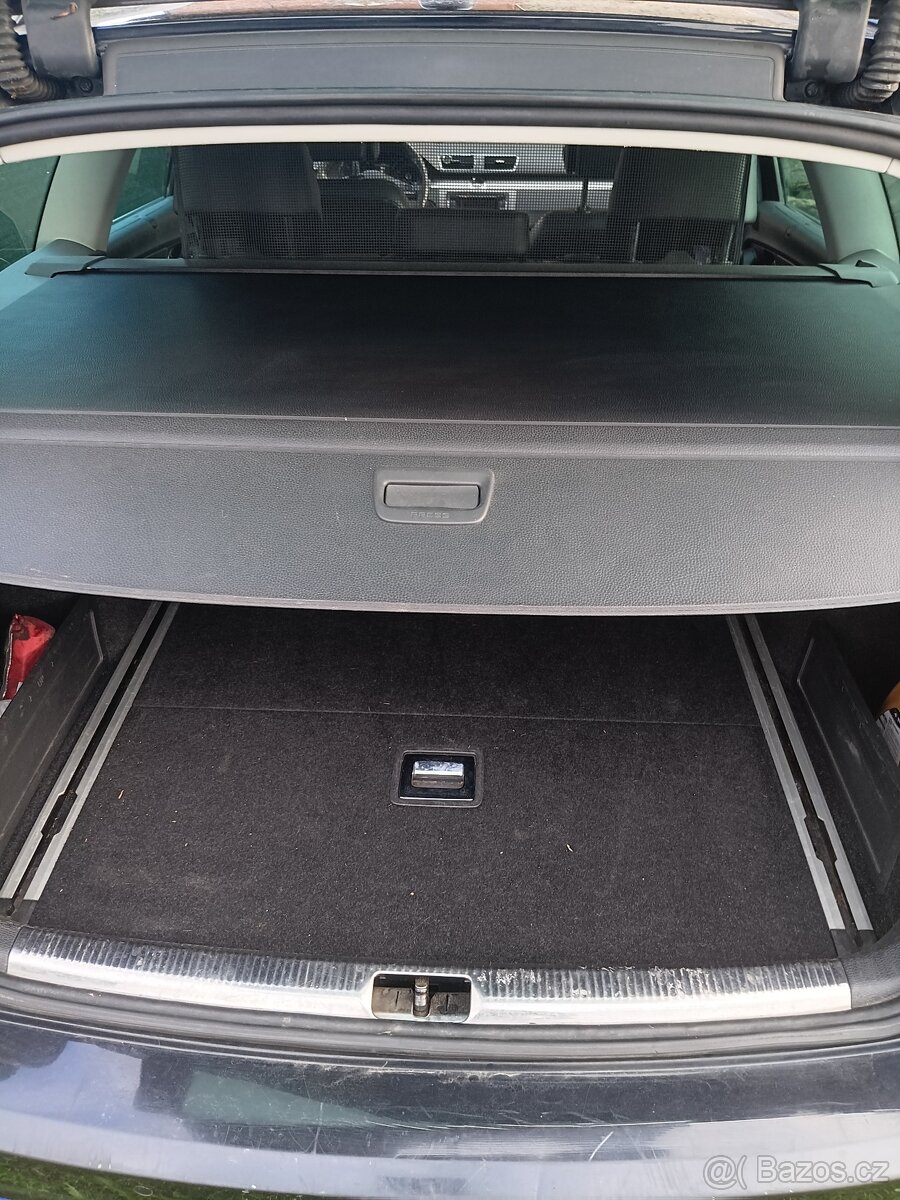 Roleta kufru vw passat b7