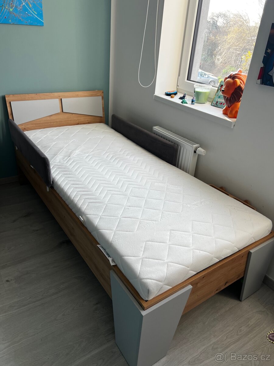 Prodám dětskou postel 90x200 s matrací