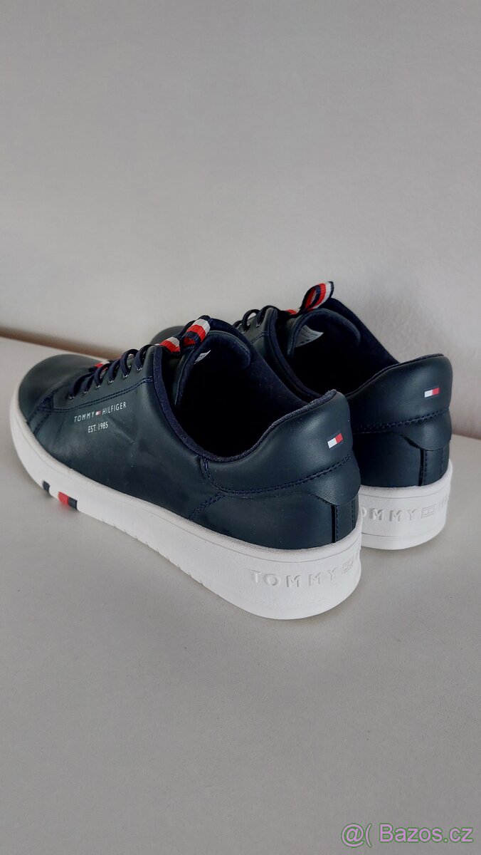Tommy hilfiger sneakers