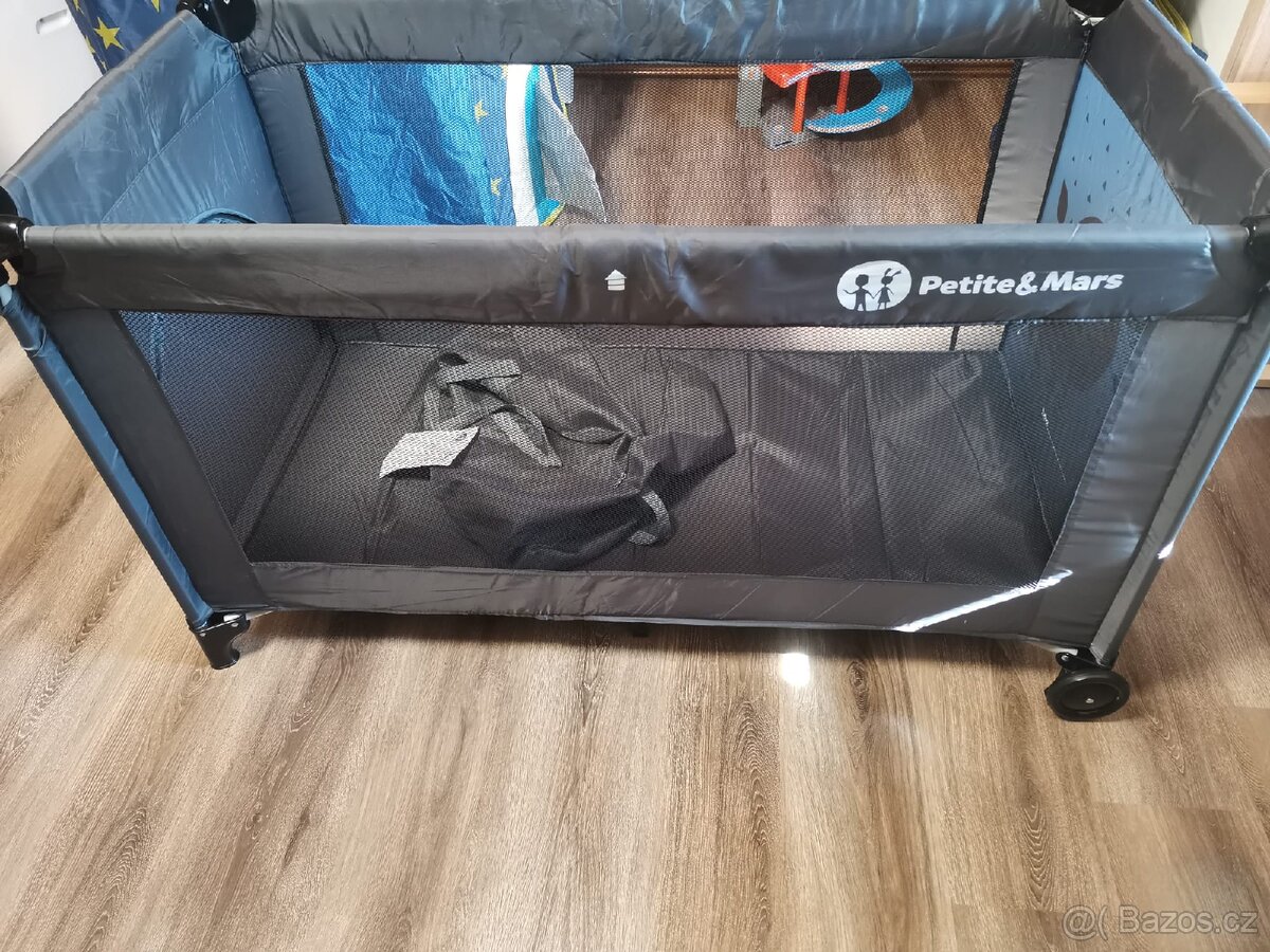 Dětská cestovní postýlka