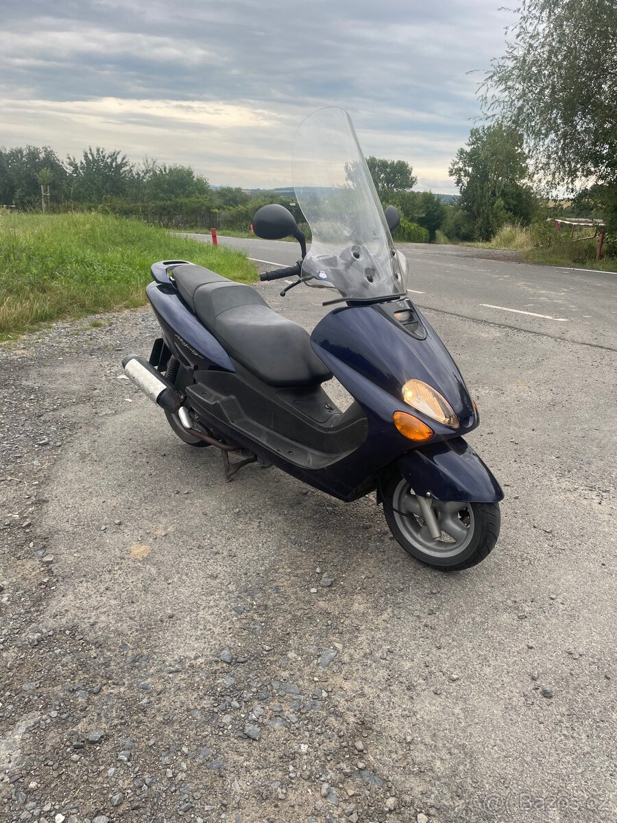 Yamaha majesty 125