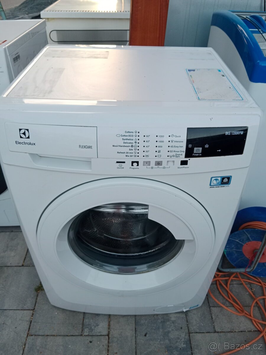 Automaticka pracka Elektrolux
