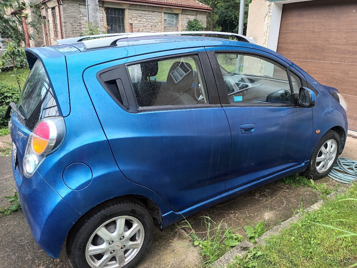 Chevrolet Spark LT 1,2 benzín