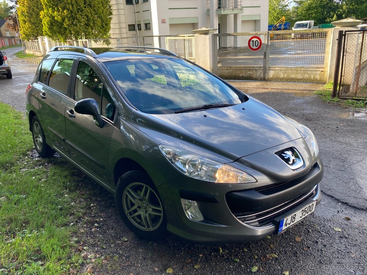 Peugeot 308 SW (rok 2008)