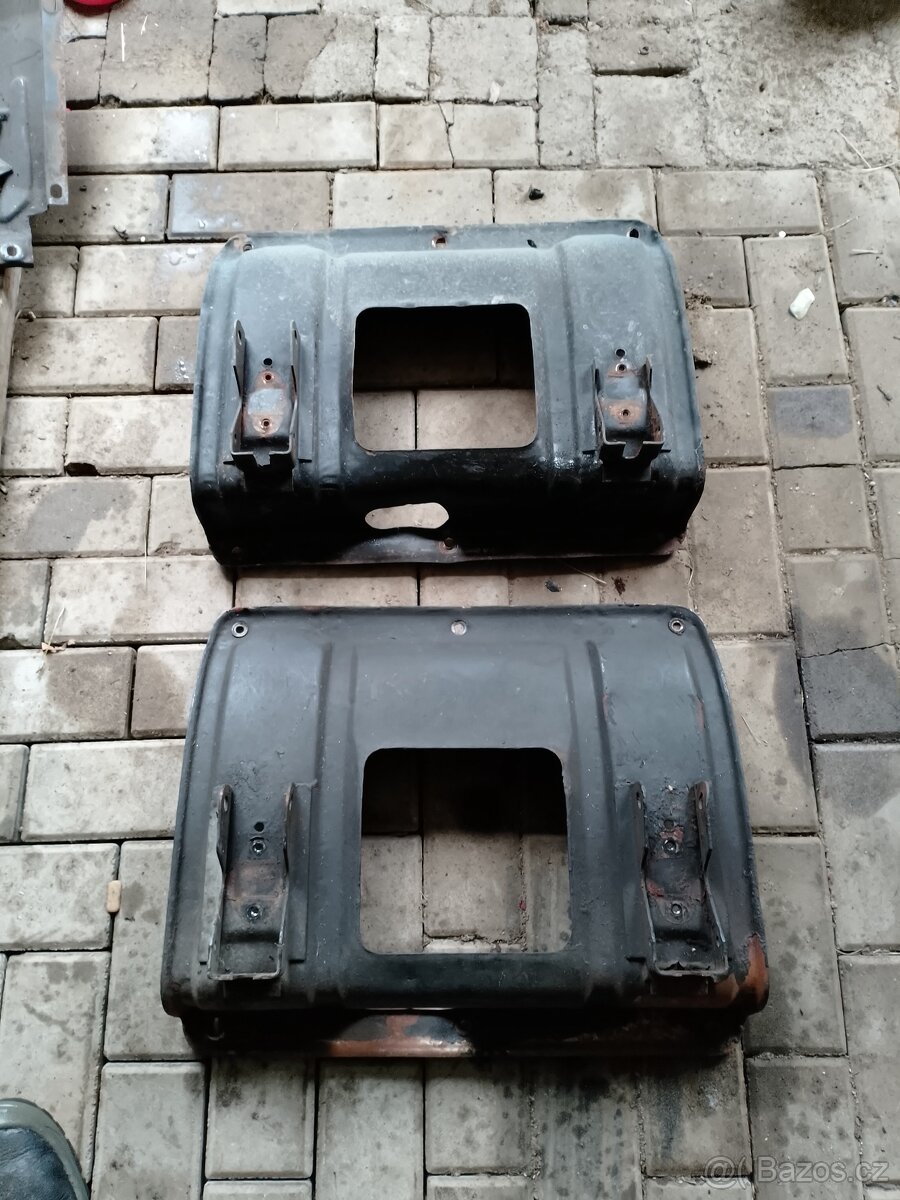 Škoda 1000mb 100L 110L plech pod nádrž