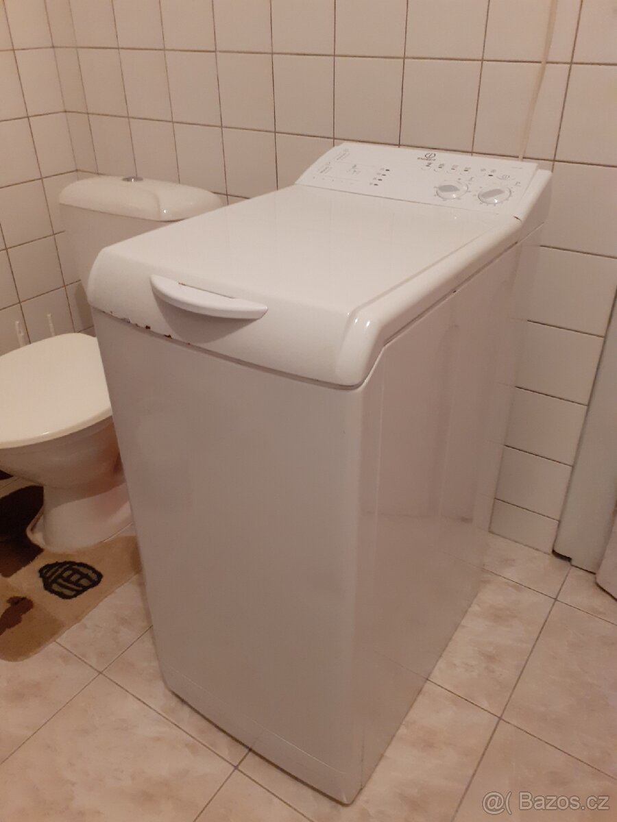 Pračka Indesit WITP 82 s horním plněním