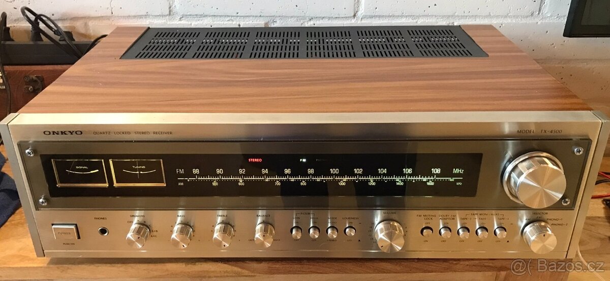 ROBUSNÍ RECEIVER ONKYO TX-4500 (ROK 1975) VINTAGE