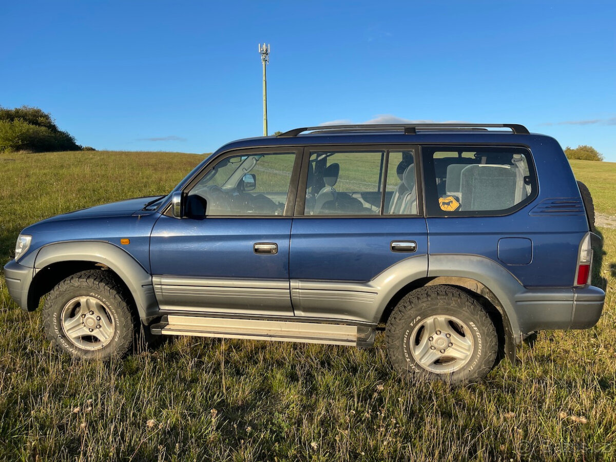 TOYOTA Land Cruiser 90, Diesel 3,0l / 120 kW