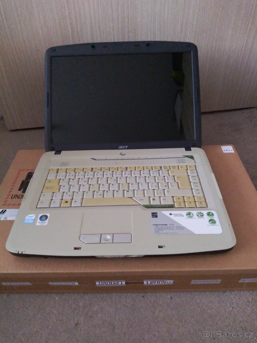Prodám kompletní notebooke Acer Aspire 57152 - Bez Hdd.