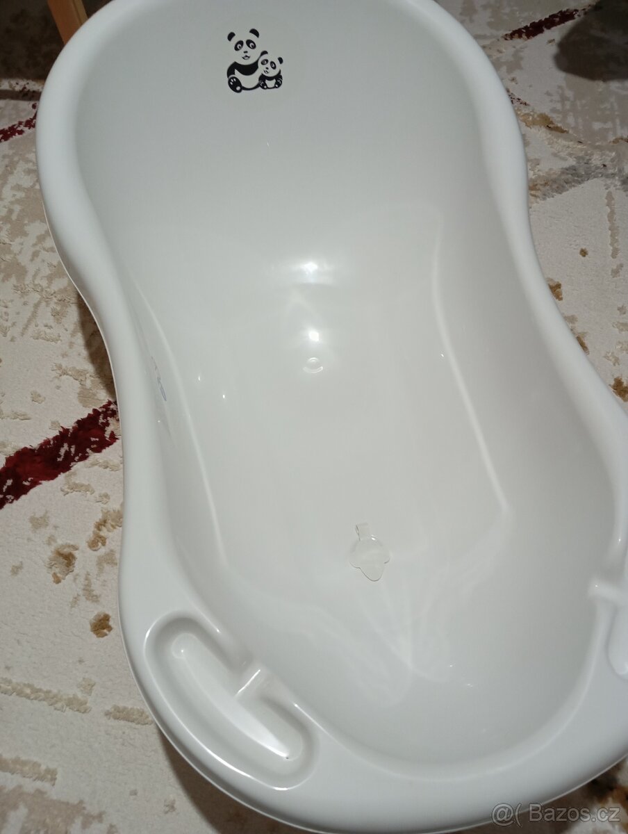 Dětská vanička s výpustí