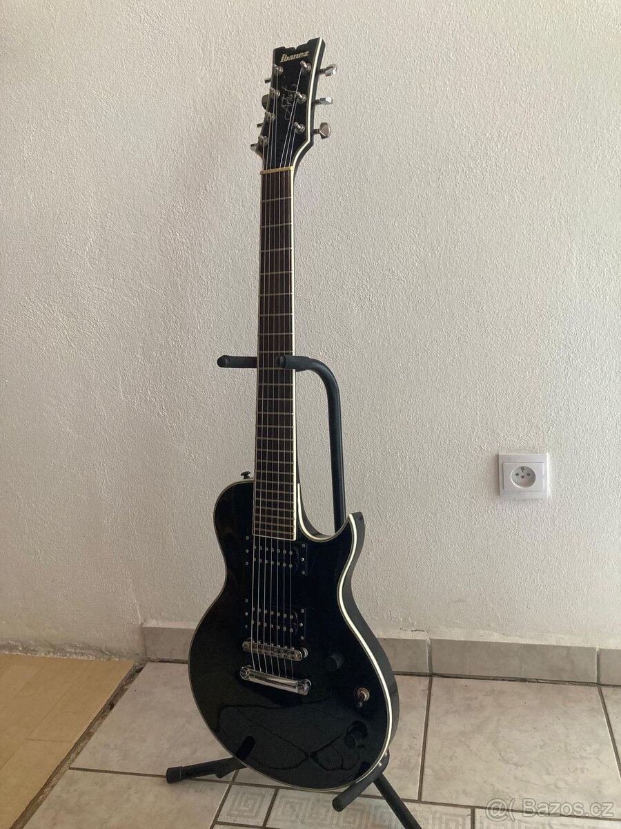 Elektrická kytara IBANEZ ARZ307