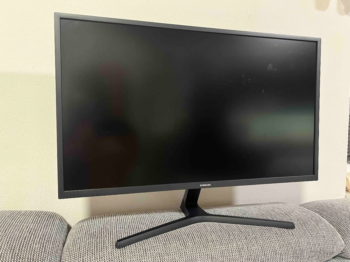 Samsung U32J590, profesionální monitor s UHD rozlišením