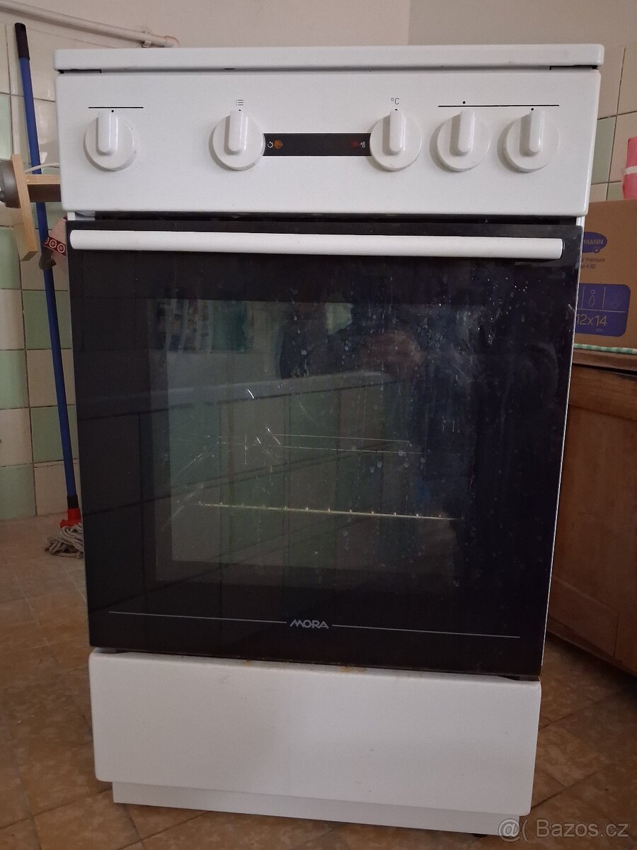 sporák MORA E101 AW