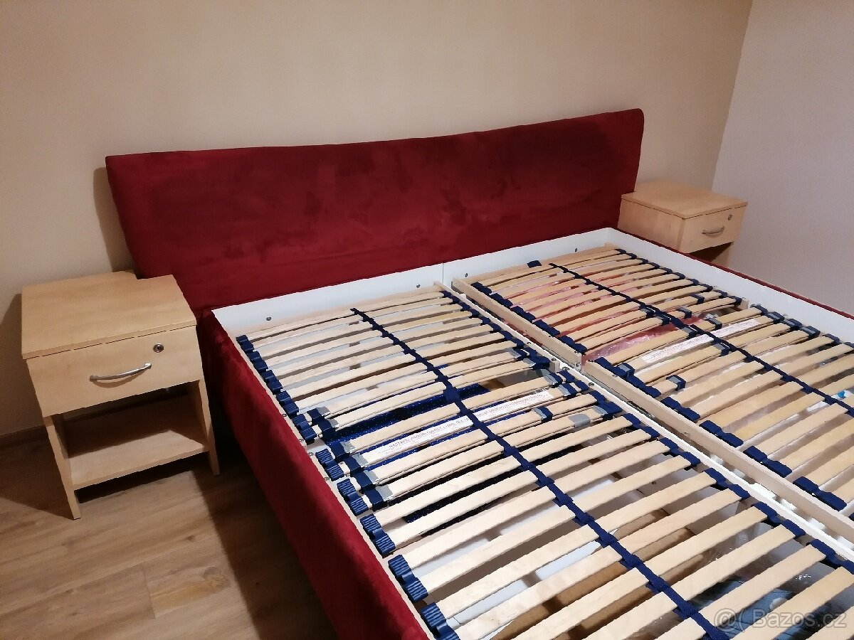 Manželská postel 180 x 200 cm s úložným prostorem