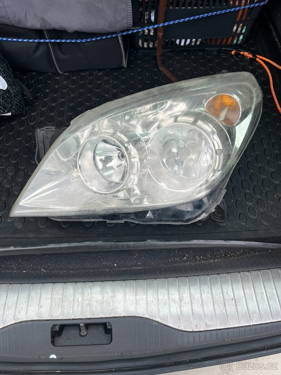 Opel Astra H Přední Levý Světlomet Originál
