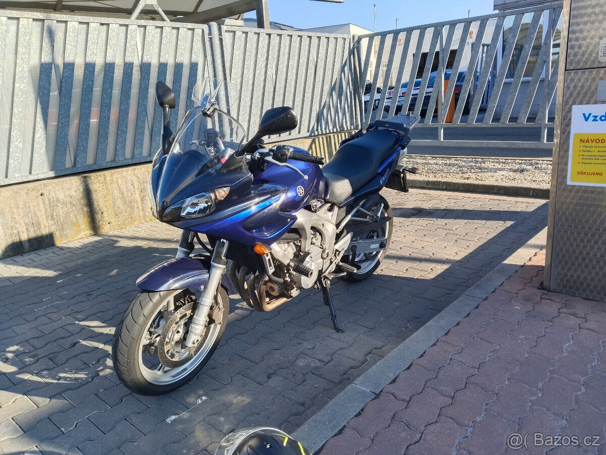 Yamaha Fazer 600 (2004) – spolehlivý parťák