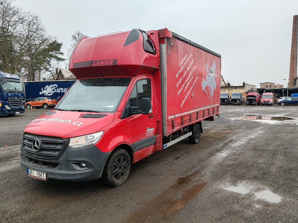 Mercedes-Benz Sprinter 2.0 DCI valník spaní 10 palet