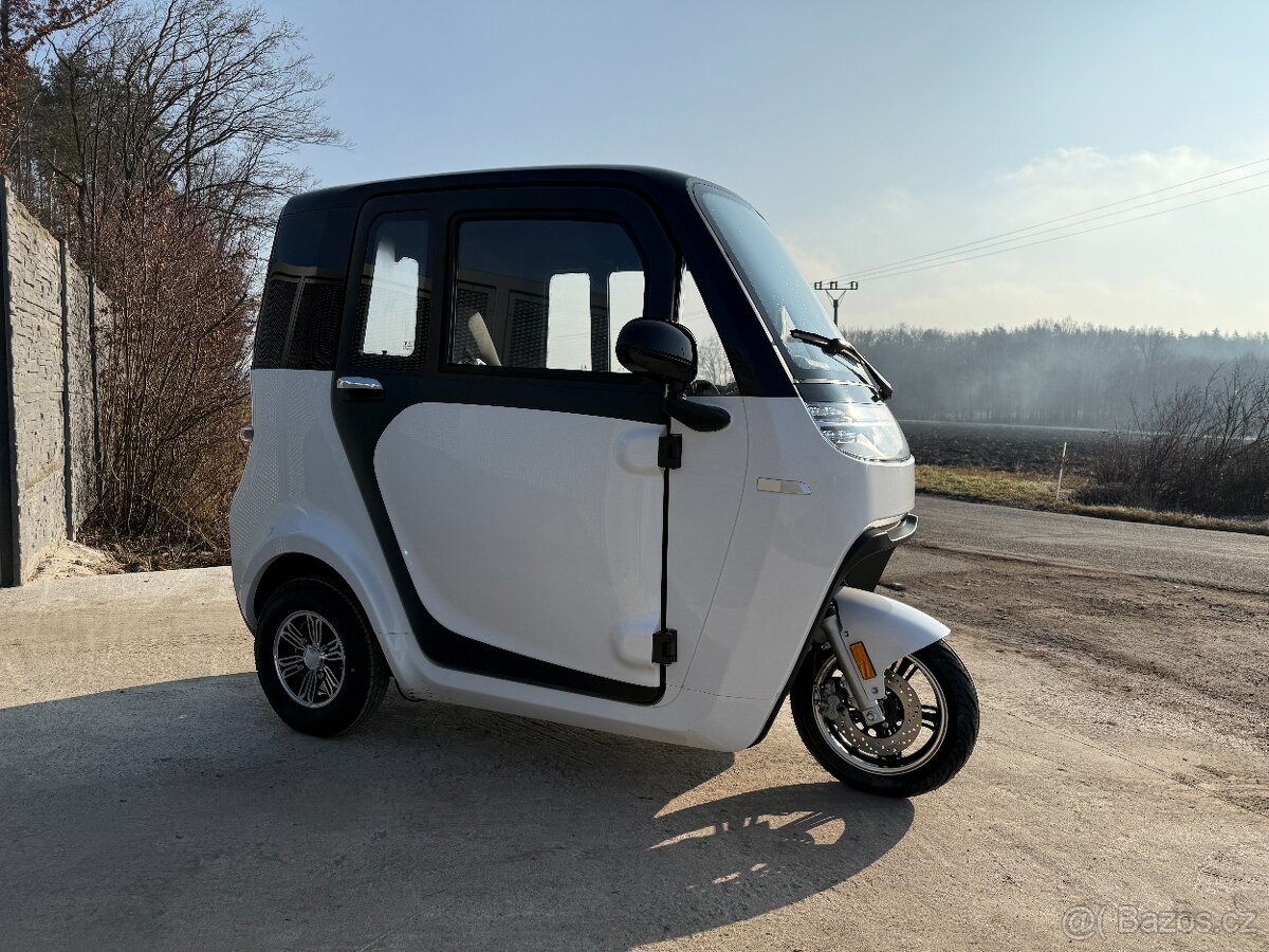 Elektromobil - Elektrická tříkolka Leramotors E1, bílá