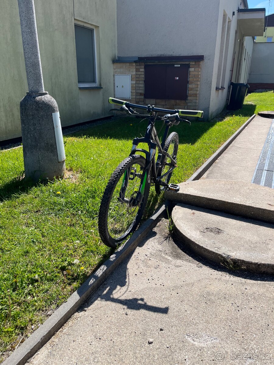Dětské horské kolo specialized