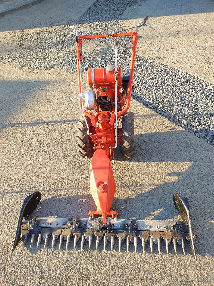 Sekačka MF 70