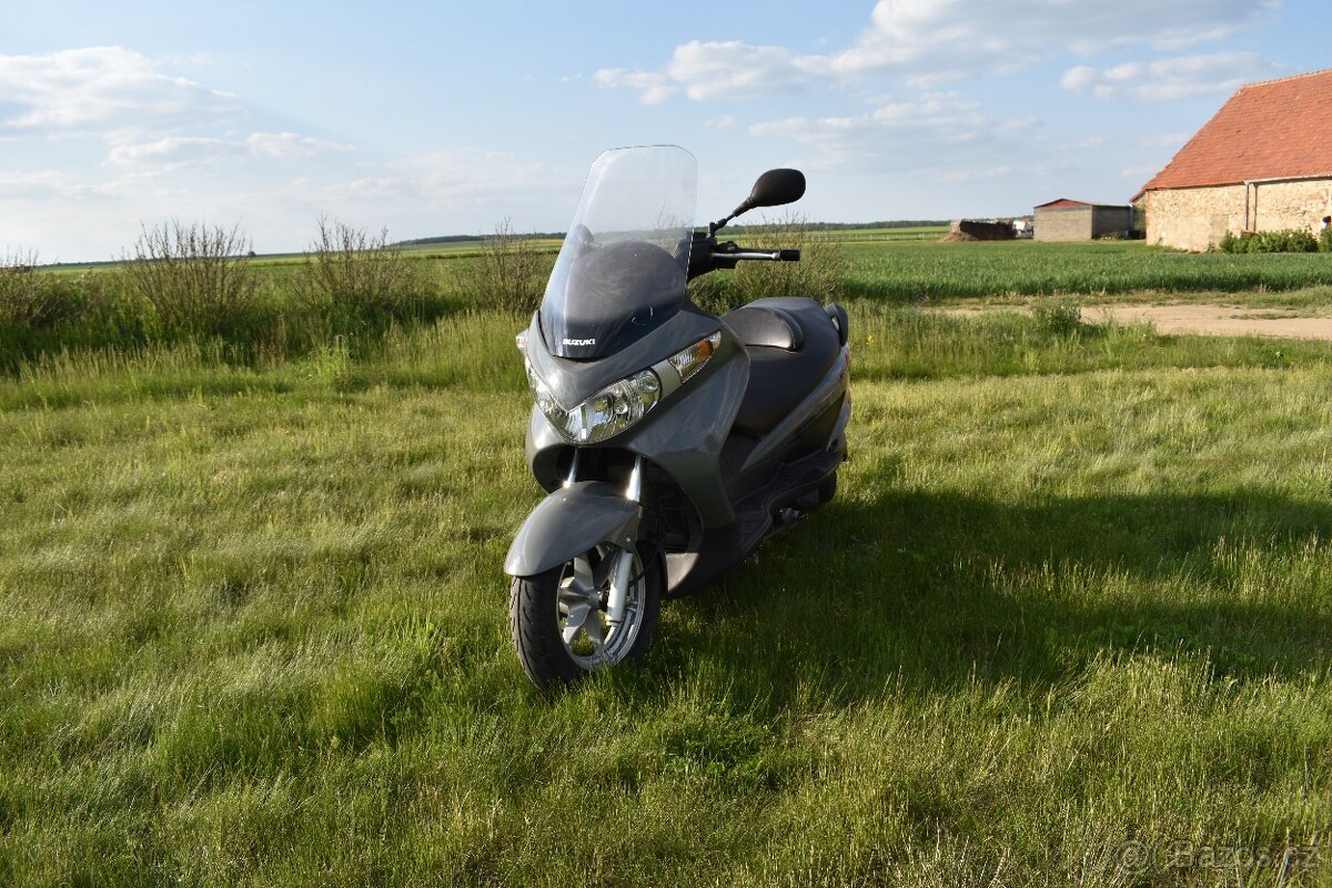 Suzuki Burgman 125