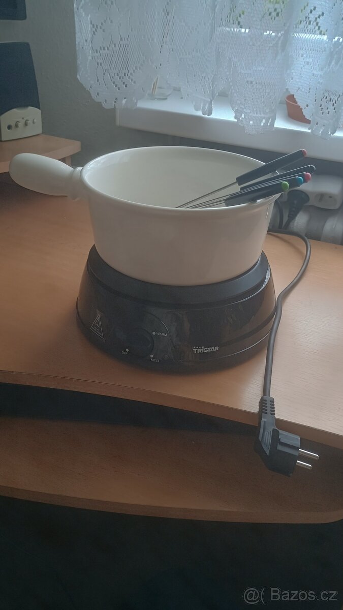 Fondue na sýr a čokoládu