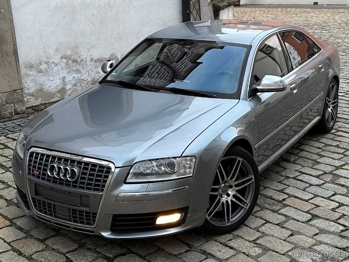 Audi s8 v10 sběratelský kousek