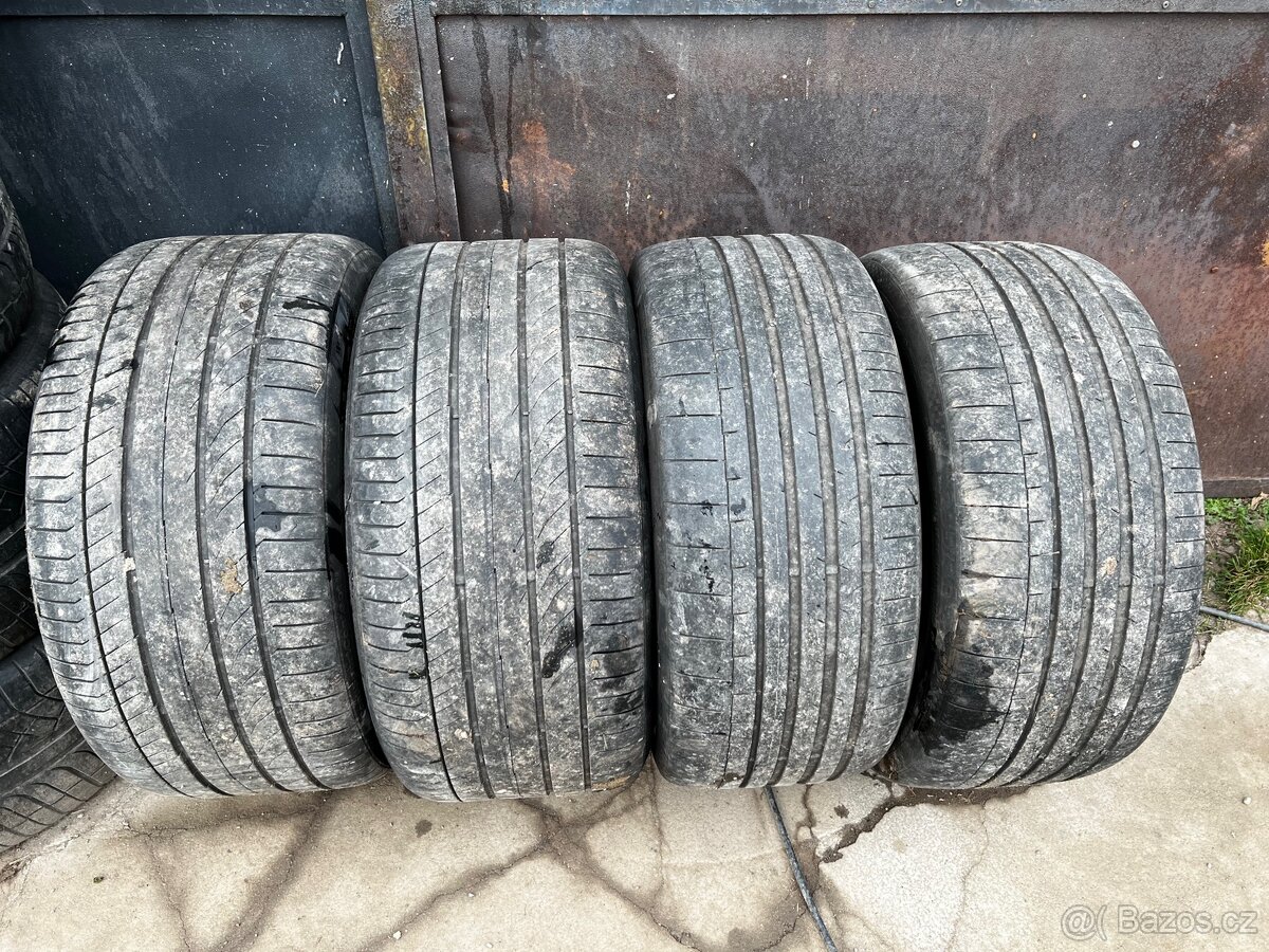 Sada pneu 295/30 a 335/25 R22