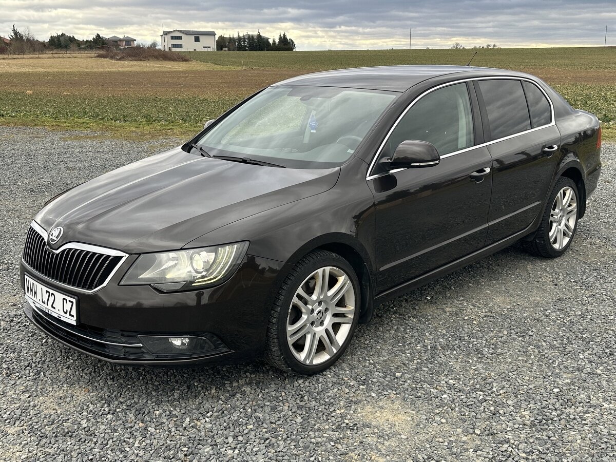 Škoda Superb 3.6 fsi V6 automat 4x4 DSG