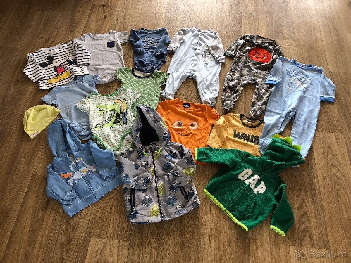 Set 50ks značkového oblečení kluk 74-80 / 6-12měs.
