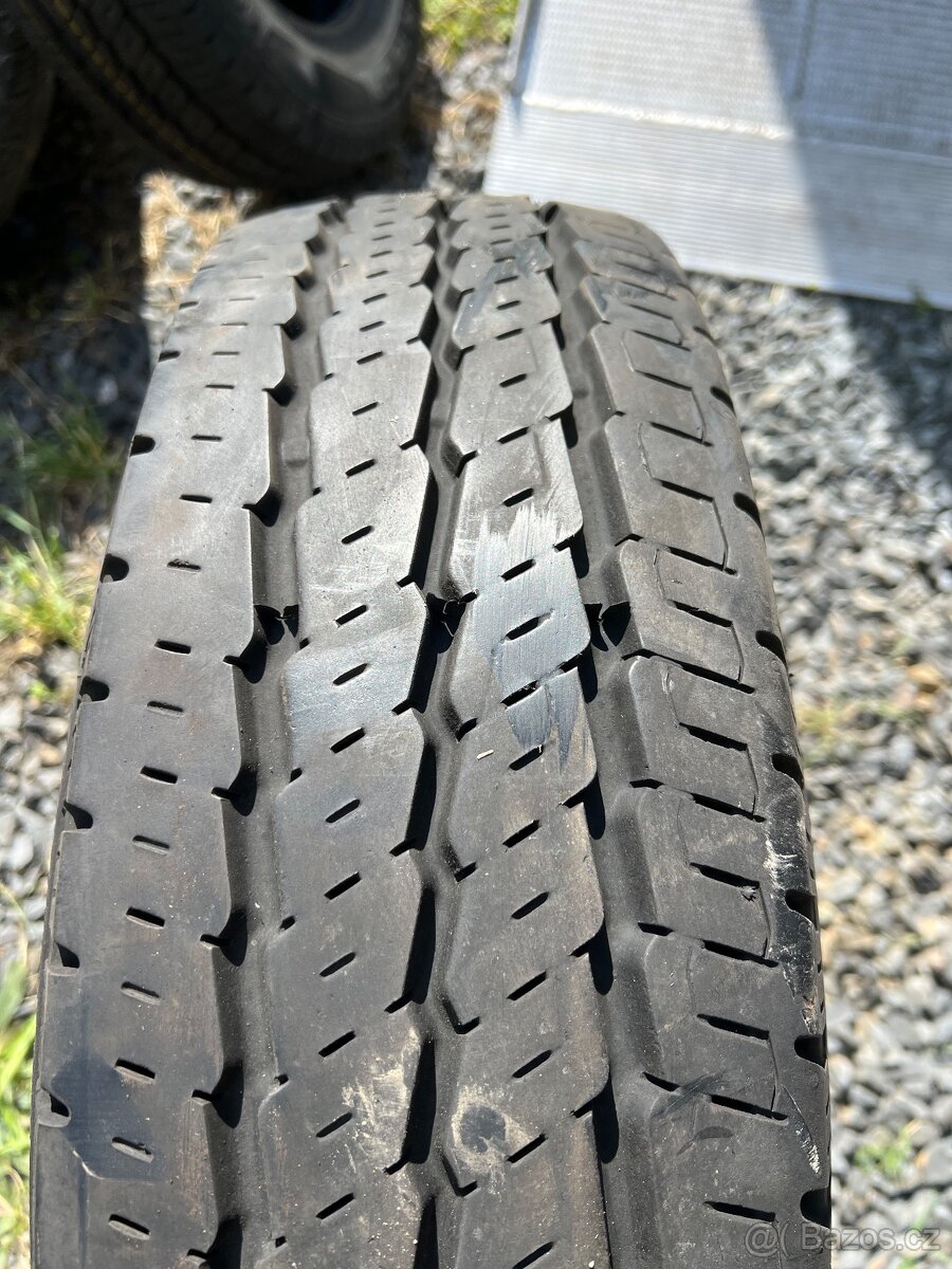 Contintal 195/75r16c